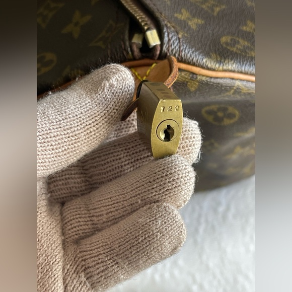 Louis Vuitton Speedy 35 Monogram (1982) - Picture 10 of 16